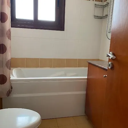 Mystra Place Penthouse Apartman *